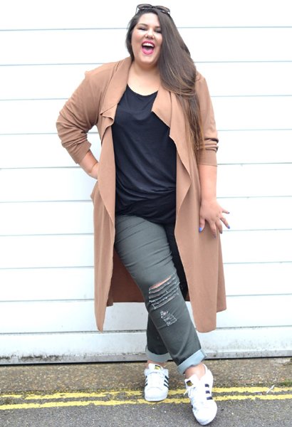 Incredible Women Who Are “Hero” For The Plus Size Fashion Inspiration