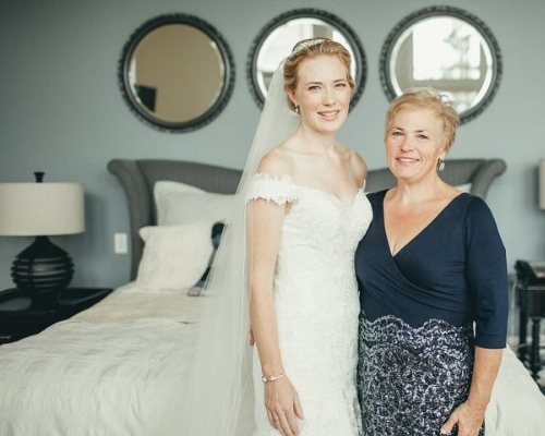 Guide to wedding dresses for the bride’s mother on a budget!