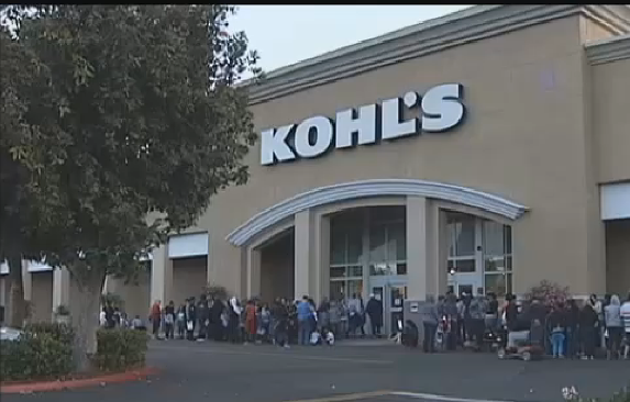 Kohl’s Brought Smiles to More Than 250 Children Going Back to School Supplies With Gift Card and it Continues