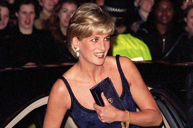What Fashion Rules The Royal Family Has To Follow