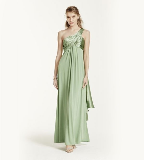 Guide to Help You Getting Bridesmaid Dresses for Plus Size and Maternity