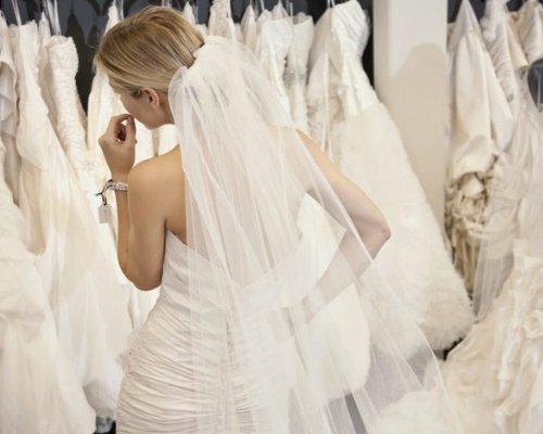 10 Mistakes Brides Make When Choosing Their Wedding Dress 