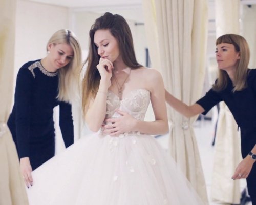 10 Mistakes Brides Make When Choosing Their Wedding Dress 