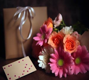 Gift & Flowers